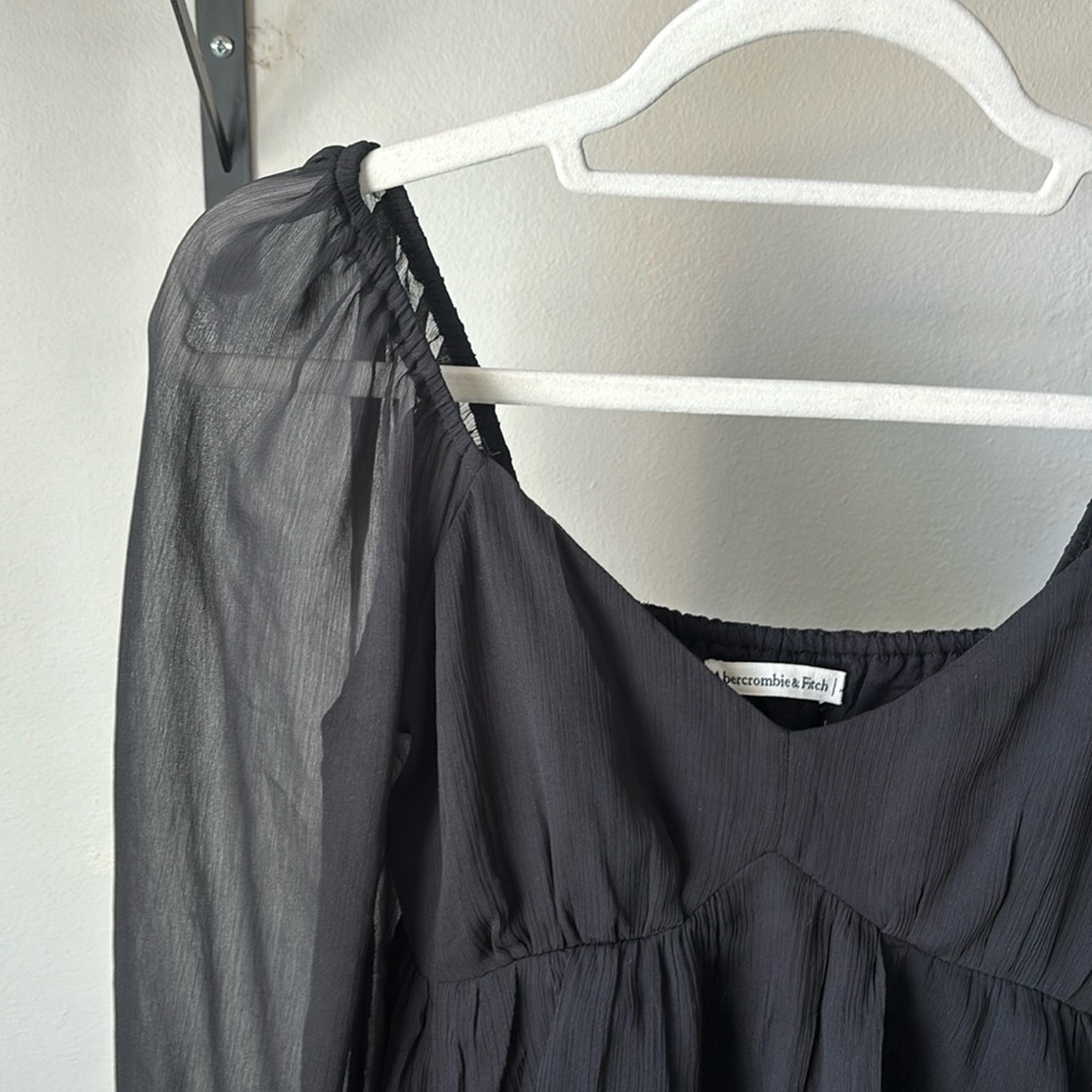 A&F - BLACK RUFFLE DRESS - Picture 4 of 13